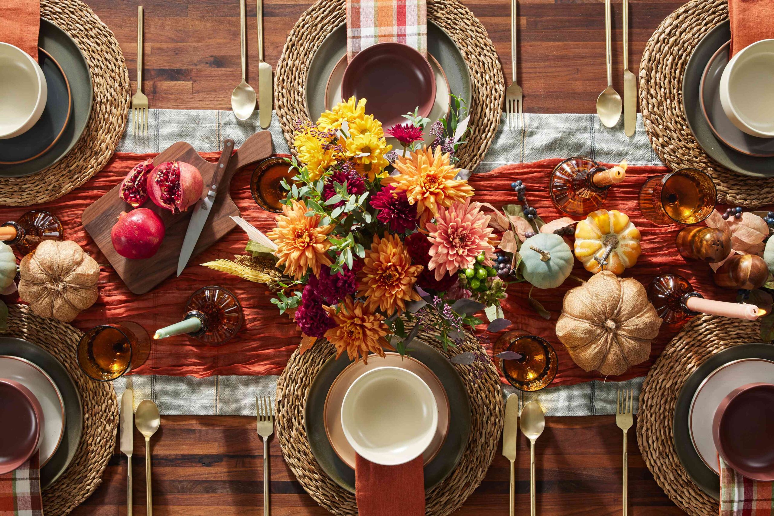 6 Concepts for Web internet hosting Thanksgiving, Based mostly on Event Specialists