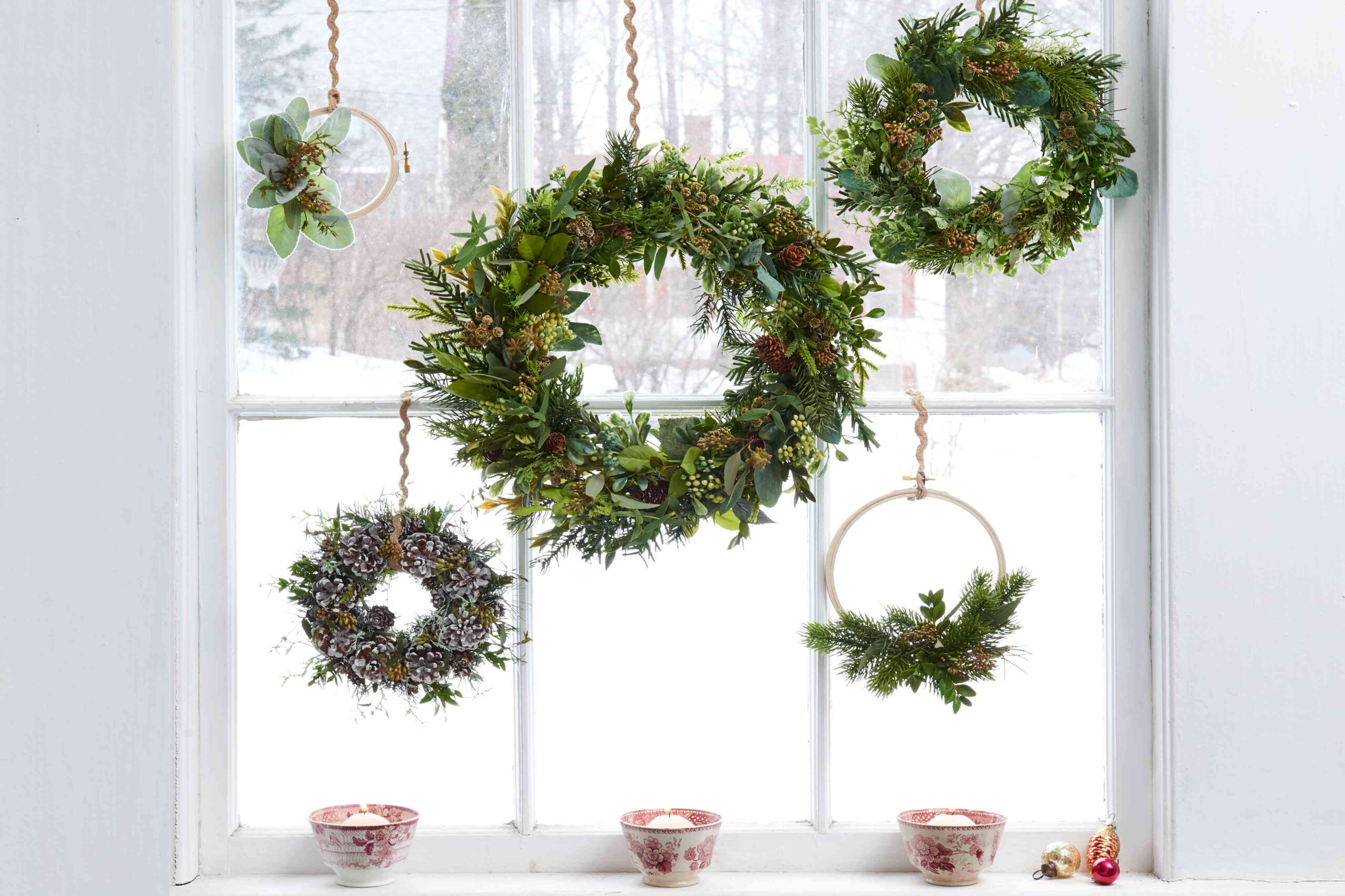 Mini Wreaths Are the Versatile Trip Decor Merchandise You’ve Been Missing